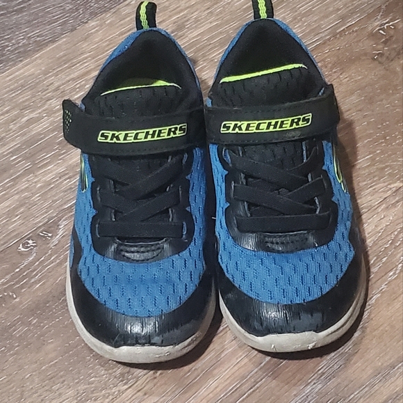 Toddler sz 10 sketchers x 2 pairs - Picture 7 of 7